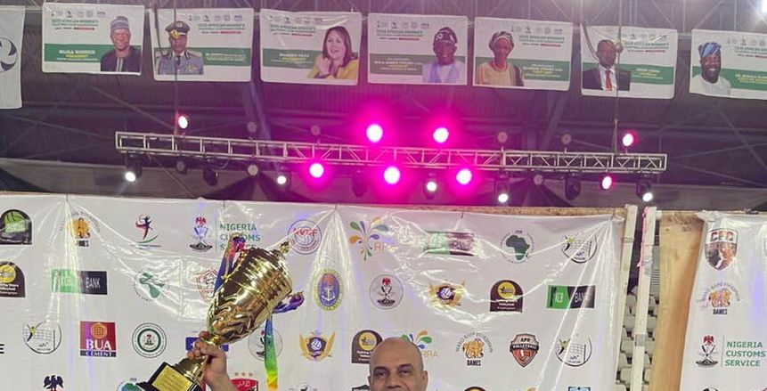 خوفا من رحيله.. الزمالك يتحرك لتجديد عقد مدرب «سيدات الطائرة»