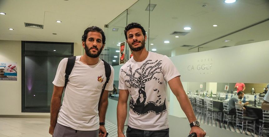 بالصور.. رباعي الأهلي الدولي يصل مقر بعثة الفريق بإسبانيا