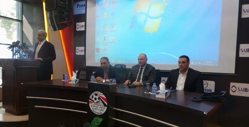 "أبو ريدة" عن انسحاب الزمالك: "بلاش ندفن رؤوسنا في الطين"