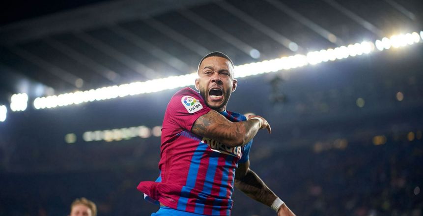 صحيفة سبورت: يوفنتوس يقترب من ضم ممفيس ديباي مهاجم برشلونة