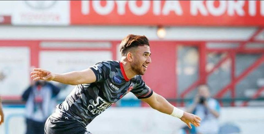 بالفيديو| تريزيجية يضيف الهدف الثاني لموسكورن أمام روزيلار قبل نهاية الشوط الأول