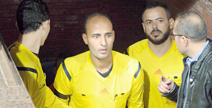 أحمد حمدي يدير لقاء الجونة والاتحاد.. حكام مباريات اليوم بالدوري