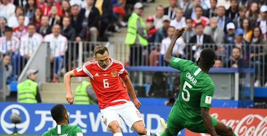 بالفيديو| مشجع سعودي ينهار بعد هدف روسيا الخامس: «الله يفضحكوا»