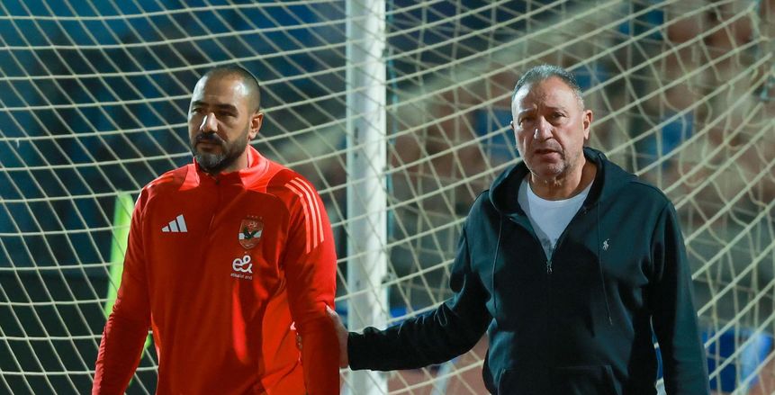 مصير انتقال ثنائي الأهلي إلى الزمالك وبيراميدز نهاية الموسم.. والإدارة تتحرك