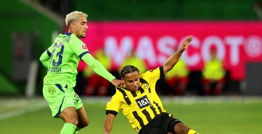 عمر مرموش يشارك في فوز فولفسبورج على بوروسيا دورتموند بثنائية نظيفة «فيديو»