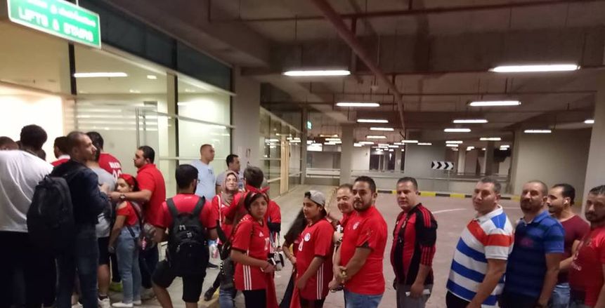 بالصور| الجمهور يبدأ في التوافد على ملعب مباراة مصر والكويت
