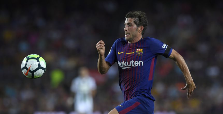 روبرتو يحسم بقائه في برشلونة