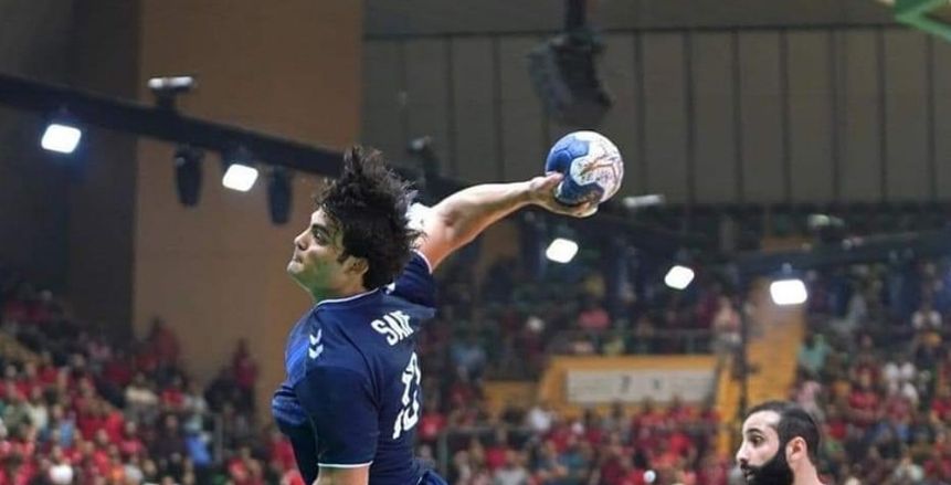 الأهلي يعلن تفاصيل إصابة «فوكس» لاعب اليد: سيخضع لجراحة عاجلة بالركبة