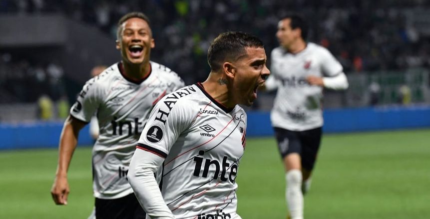 بعد 17 عاما.. أتليتيكو باراناينسي يعود إلى نهائي كوبا ليبرتادوريس