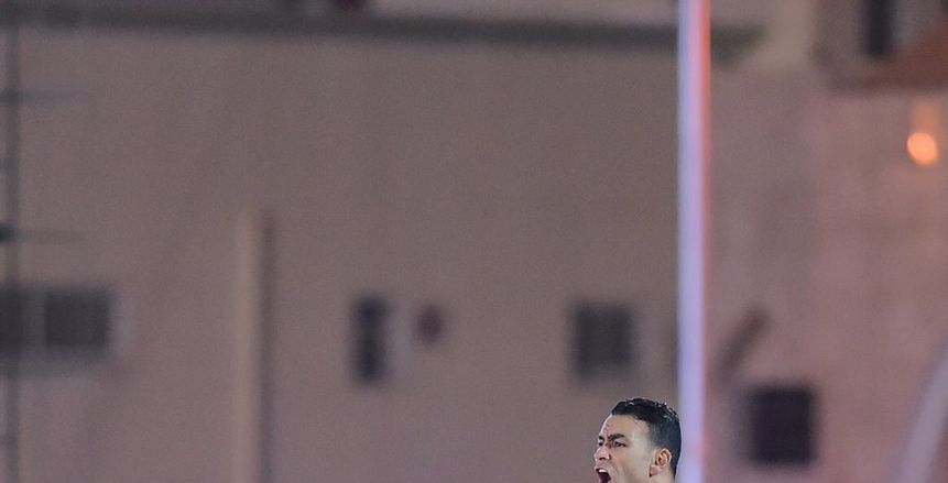 «الحضري» يشارك والتعاون يتعادل مع الباطن بالدوري السعودي
