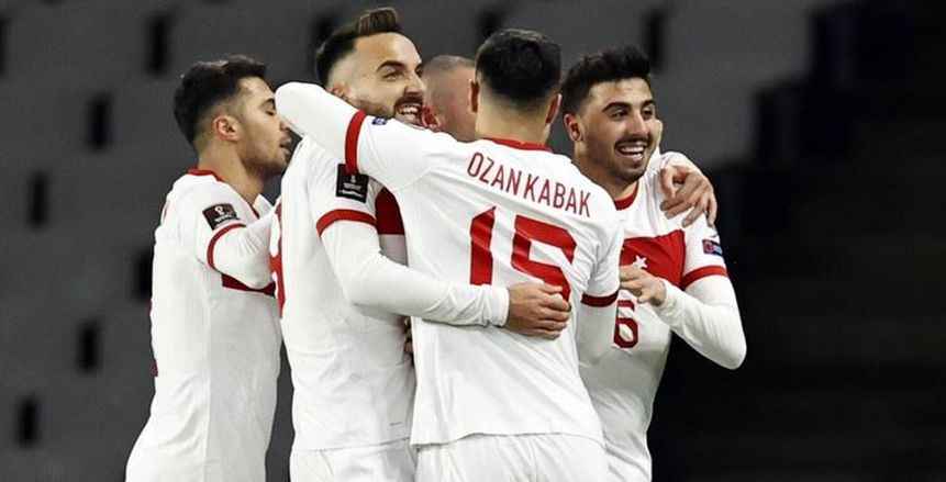 تركيا تقسو على هولندا برباعية في تصفيات كأس العالم «فيديو»