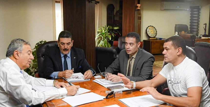 عبد الواحد السيد يكشف تفاصيل جلسته مع لجنة الزمالك