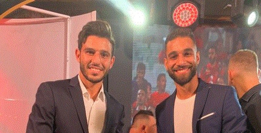 السولية يحتفل بدرع الدوري مع حمدي فتحي قبل مواجهة الزمالك
