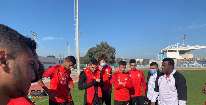 وصول ميسي وأحمد عصام إلى تونس للانضمام لبعثة منتخب الشباب