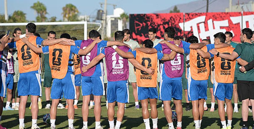 هاجم أمريكا.. رئيس الاتحاد الإيراني يكشف سبب وضع شعار «ميناب 168» على ملابس المنتخب