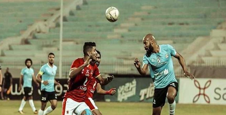حرمان 349 مشجعا للأهلي من حضور مباراتين بسبب الغناء خلال السلام الوطني
