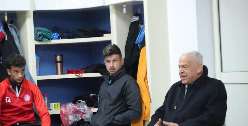 فرج عامر يدعم الجهاز الفني واللاعبين قبل مواجهة سموحة والاتحاد