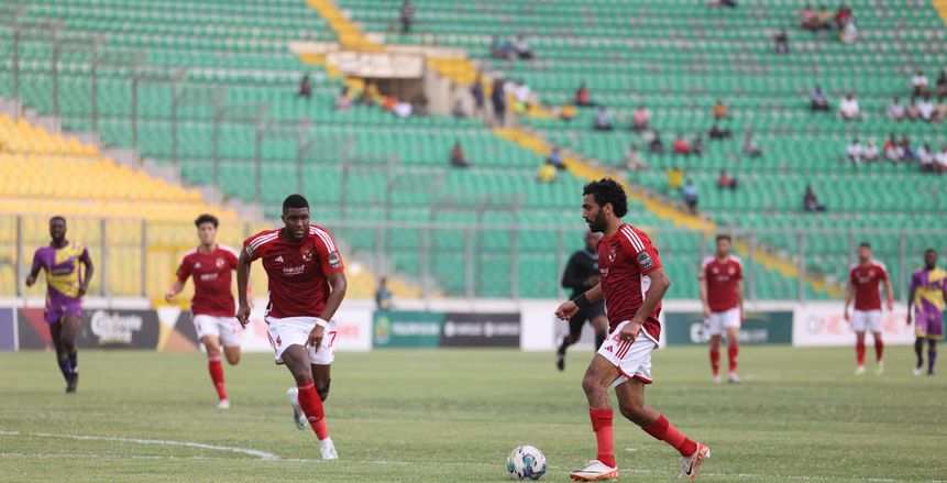 عمرو السولية لـ حسين الشحات بعد هدفه أمام ميدياما: «أخيرا فكيت النحس»