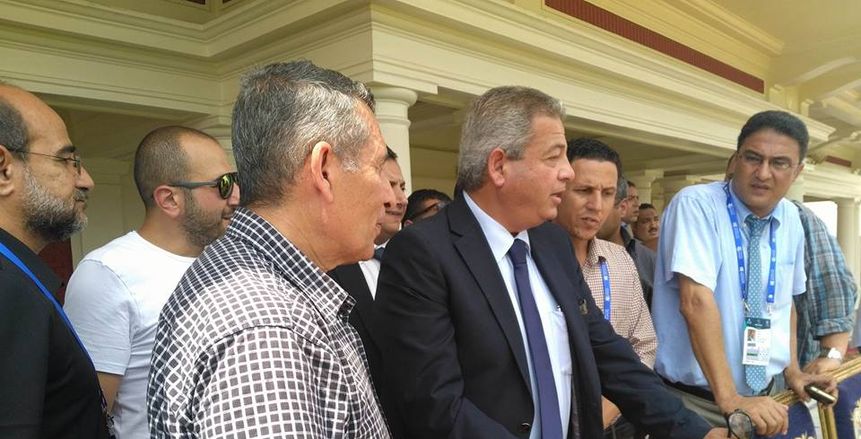 وزير الرياضة يتابع التشطيبات النهائية باستاد الإسكندرية