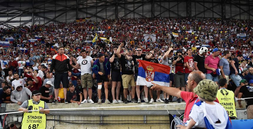 مثيرو الشغب.. نجوم الشباك في "يورو 2016"