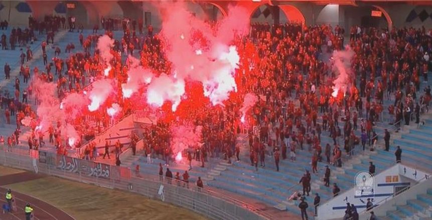 «كاف» يعاقب الوداد المغربي ويخفض عدد جماهيره أمام بترو أتليتكو
