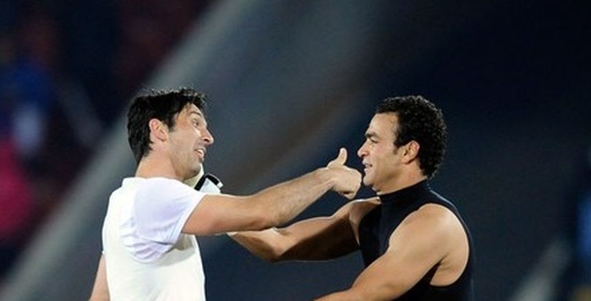 بالصورة| عصام الحضري يهنيء "بوفون" بعيد ميلاده