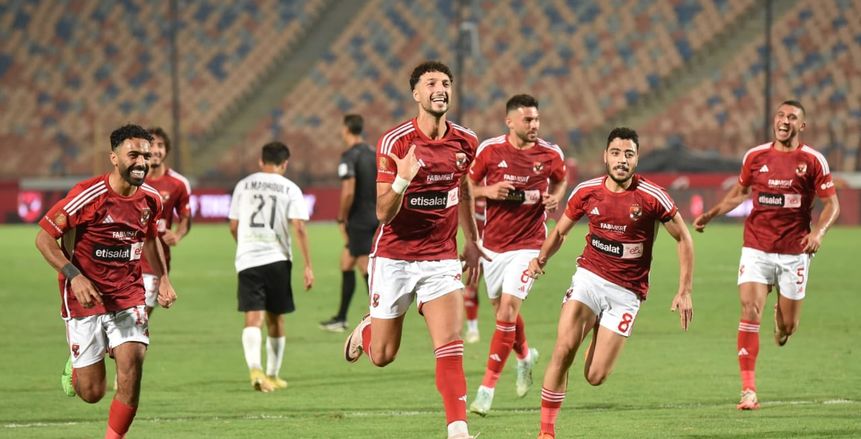 قائمة الأهلي أمام سموحة.. استبعاد بيرسي تاو وكهربا وظهور ريندورف