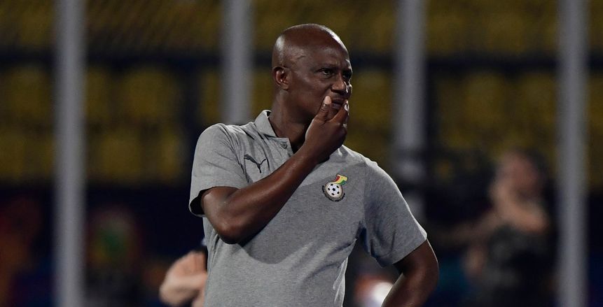 مُجددًا.. الهلال السوداني يفاوض كواسي أبياه لتدريبه
