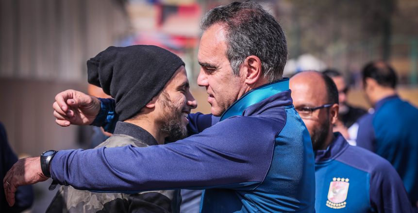 بالصور| محمد محمود يظهر في الأهلي بعد جراحة «الصليبي»