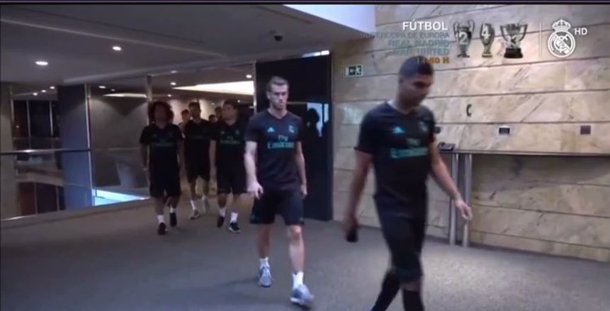 بالصور| ريال مدريد يجري مرانا خفيفا في فندق "خوان كارلوس" ببرشلونة