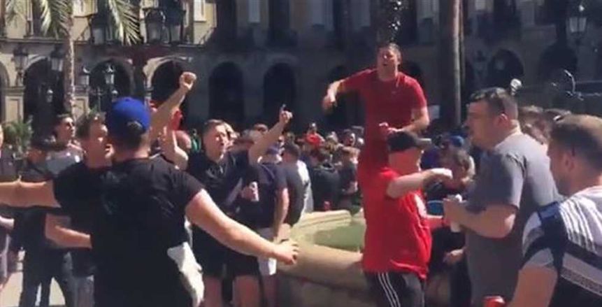 في بيان رسمي.. ليفربول يدين شغب جماهيره في برشلونة ويتوعد المتورطين في الحادث