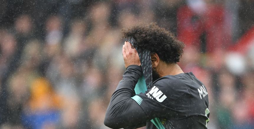 أحمد حسن عن شارة قيادة المنتخب: غير منطقي منحها لمحمد صلاح في وجود "فتحي"