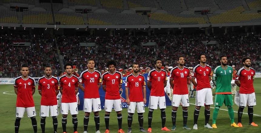 «كوبر» يطالب لاعبي الفراعنة بالتركيز في بناء الهجمات في مواجهة السعودية