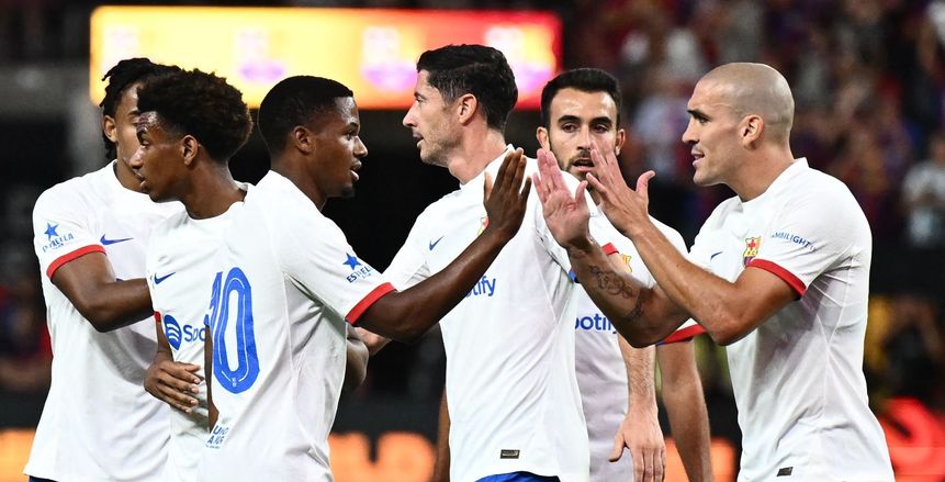 ليفاندوفسكي وكين في تشكيل مباراة برشلونة وتوتنهام المتوقع بكأس خوان جامبر