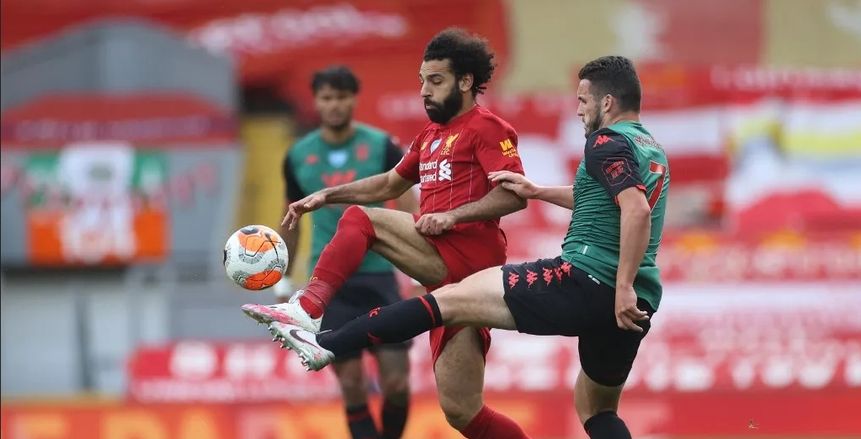 محمد صلاح يتقدم لـ ليفربول على أستون فيلا رغم «رقصة» مارتينيز