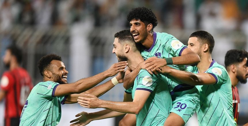 موسيماني يواصل انتصاراته مع أهلي جدة أمام الرياض.. ويقترب من الصدارة