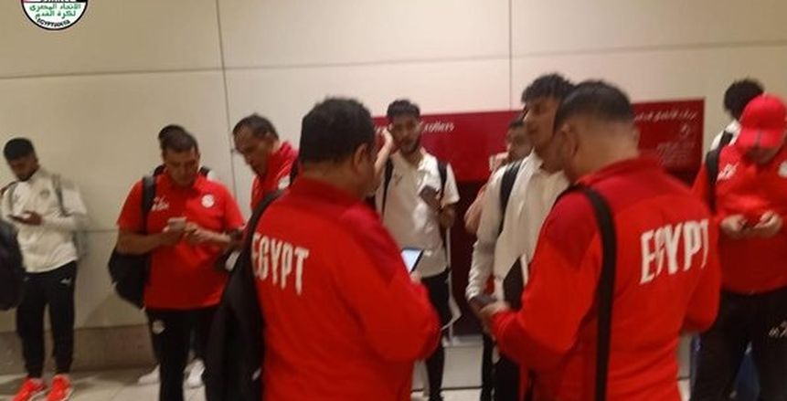 بعثة المنتخب الأوليمبي تصل الإمارات للمشاركة في دورة دبي الدولية