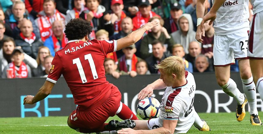 ليفربول يتطلع للثأر من بيرنلي في الدوري الإنجليزي اليوم