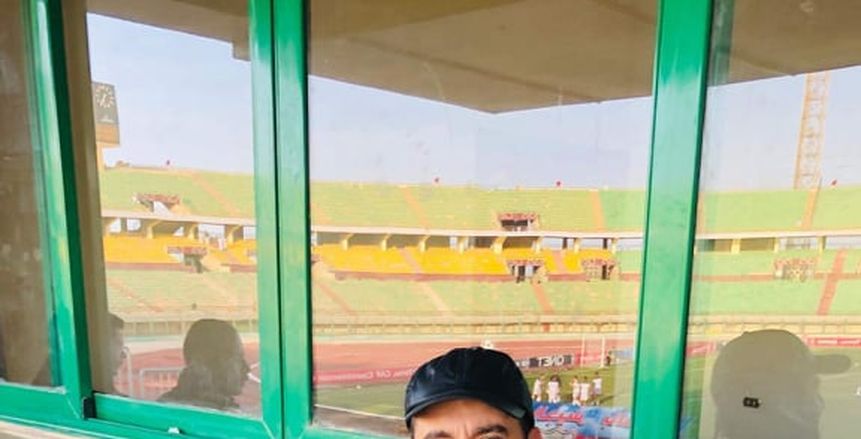 أمير عزمي يراقب مواجهة الهلال السوداني والنجم الساحلي في الكونفدرالية