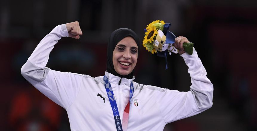 فريال أشرف تحصد الميدالية الفضية في بطولة الدوري العالمي للكاراتيه