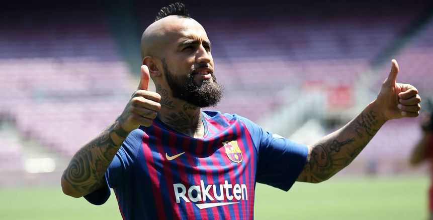 لاعب برشلونة يحدد المحطة الأخيرة في مسيرته الكروية