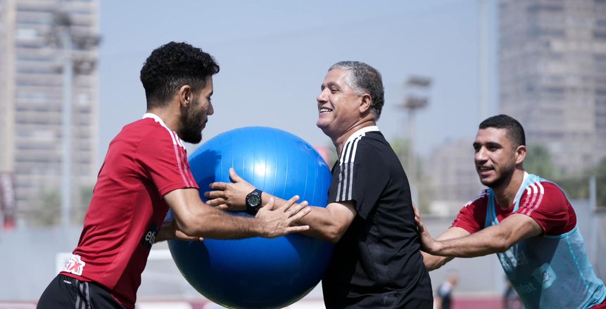 الأهلي يخوض تدريباته بلا راحة استعدادا لبيراميدز