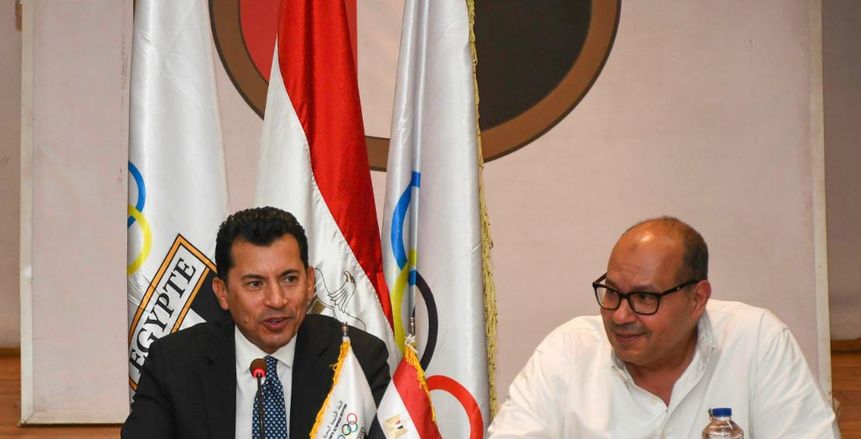 اللجنة الأولمبية تشكر أشرف صبحي على دعم الرياضيين لصناعة الإنجازات