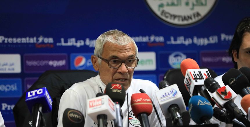 بولندا تطلب مواجهة الفراعنة ودياً .. وكوبر يرد