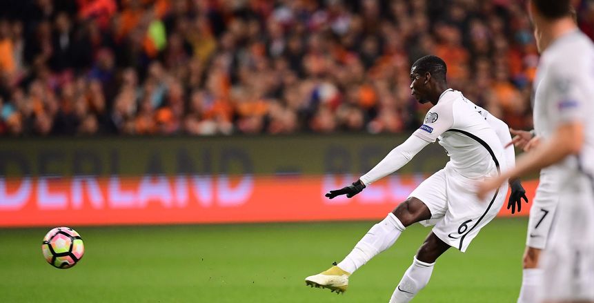 رئيس ريال مدريد يعترف بمحاولة ضم بوجبا