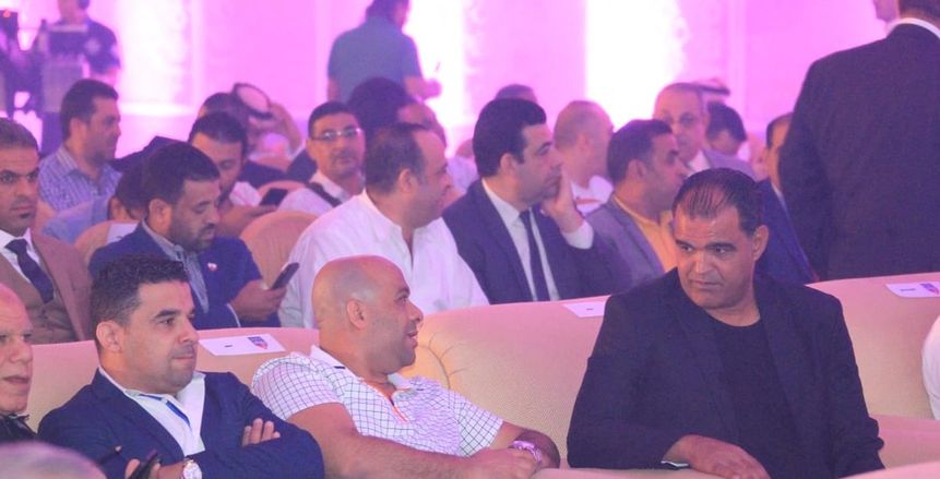 بالصور| «وليد صلاح الدين والغندور» يتواجدان بمقر قرعة دور الـ16 لـ«كأس زايد»