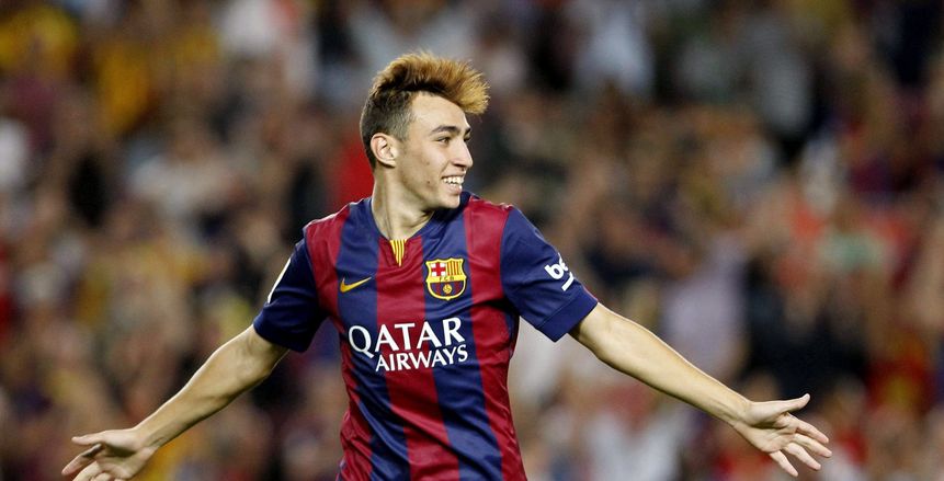 برشلونة يمدد عقدي الحدادي وسامبر