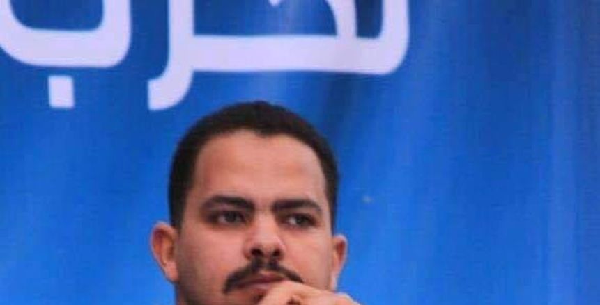 رئيس لجنة الشباب والرياضة يدعم المنتخب أمام تونس