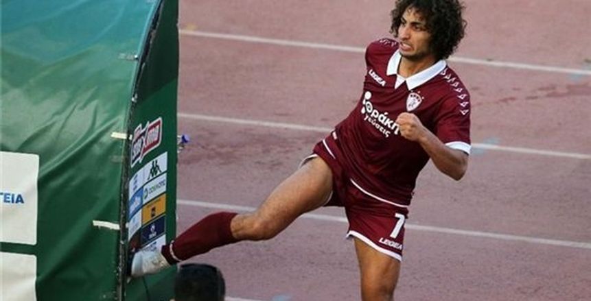 عمرو وردة يحتفي بوصافة الدوري اليوناني رغم طرده بعد «15 دقيقة مشاركة»