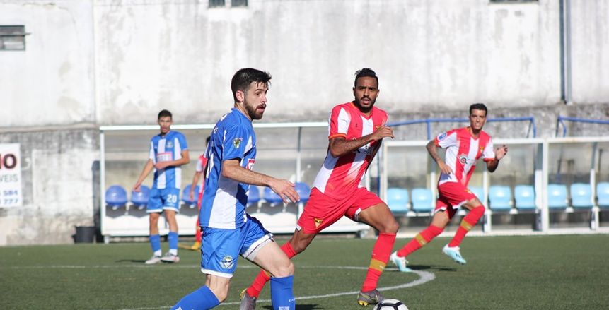 رئيس الزمالك محذرا الأهلي: هتعاقد مع نصف لاعبيكم